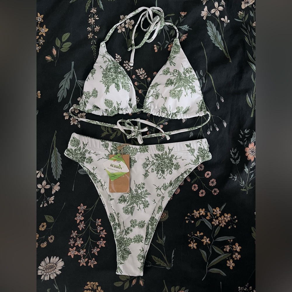 Berlook Green Toile Floral Bikini Size L